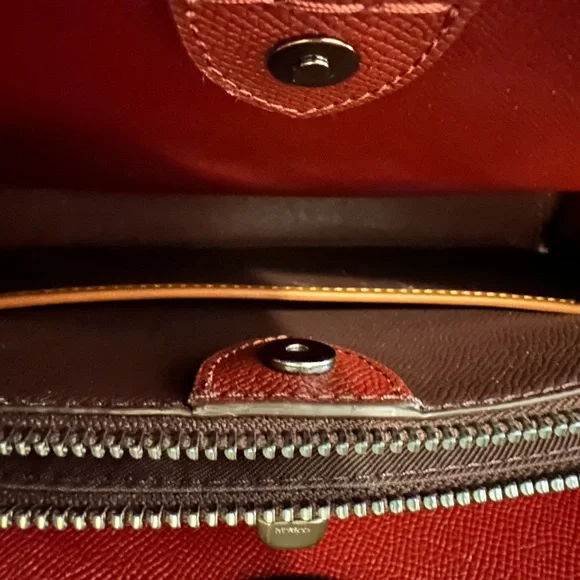 Elegant Lavender Coach Leather Shoulder Bag C2590 - Picture 9 of 11